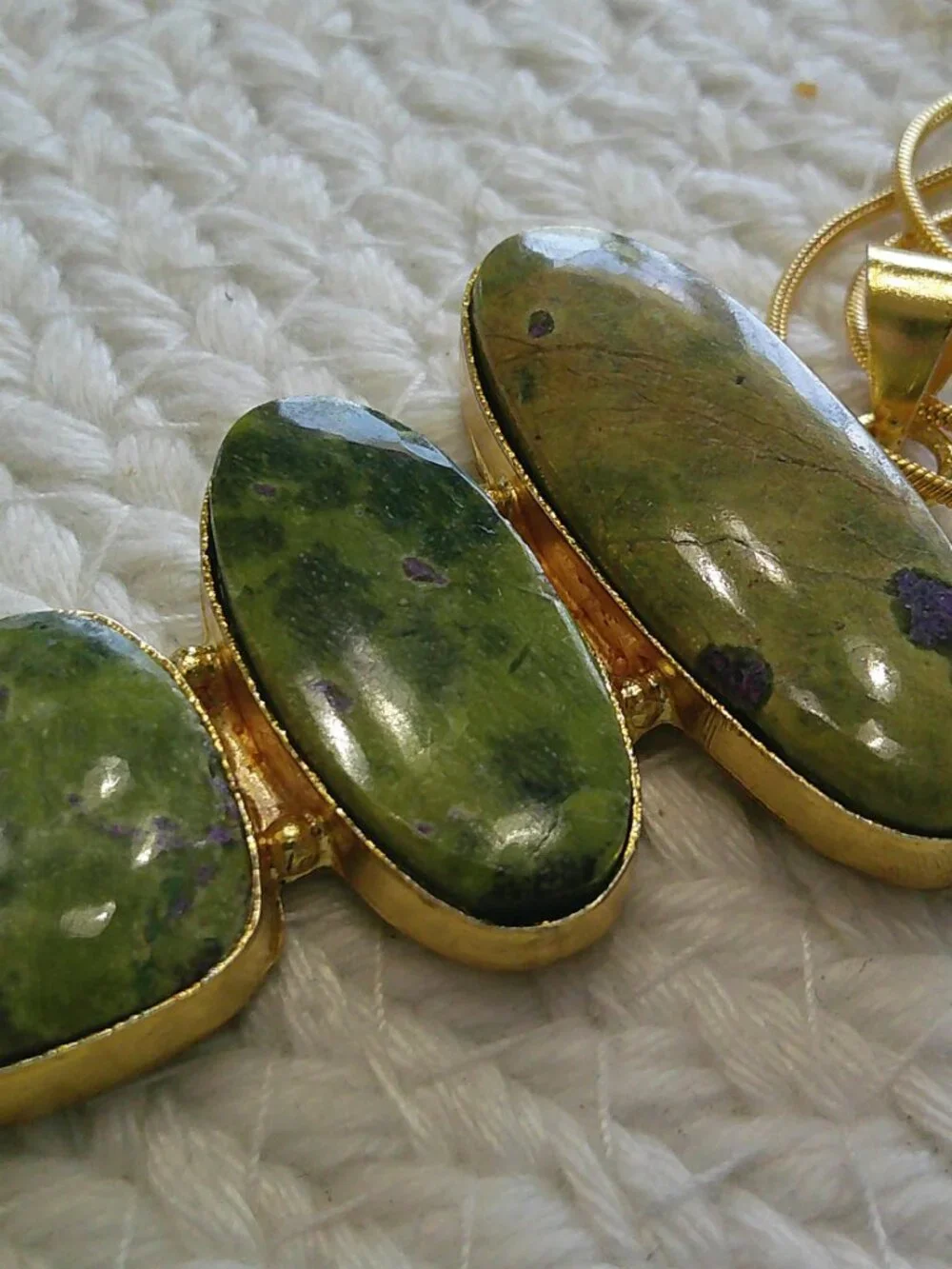 Gorgeous STICHTITE GREEN Handmade Gold-Filled Pendant/Chain #688E - Picture 3 of 3